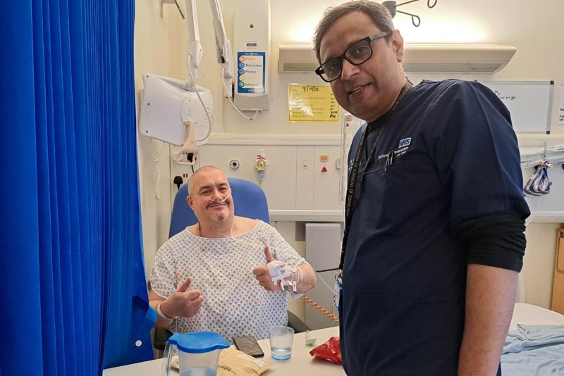 Latest News: Frank recovering on the ward with Mr Ahsan