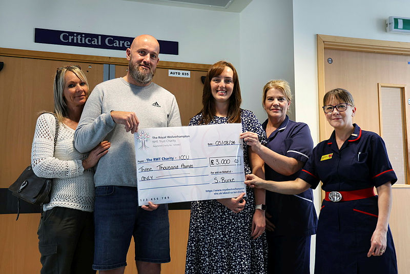 Lucie Burke, Simon Burke, Amie Rogers, Fundraising and Lead Digital Engagement Officer, Geraldine Hardisty, Matron, ICCU, and Vicki Hartmann, Senior Sister, ICCU