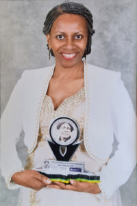 Doreen Black with her award